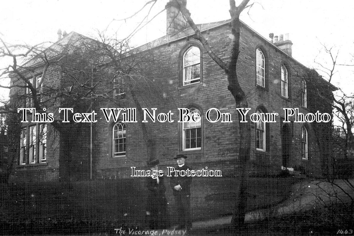 YO 10303 - The Vicarage, Pudsey, Leeds, Yorkshire c1913