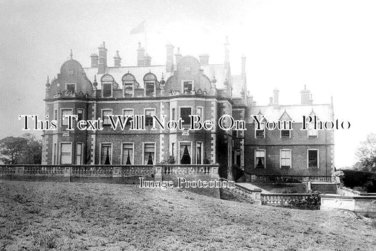 YO 10328 - Large House In Scarborough, Yorkshire