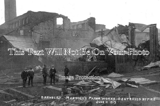 YO 10406 - Marsdens Paper Works Fire, Barnsley, Yorkshire 1913