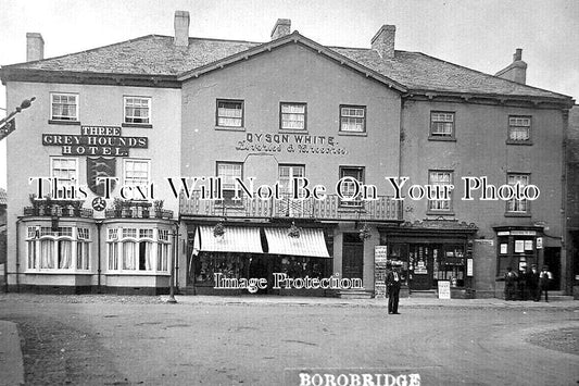 YO 10419 - Dyson White, Grey Hounds Hotel, Boroughbridge, Yorkshire
