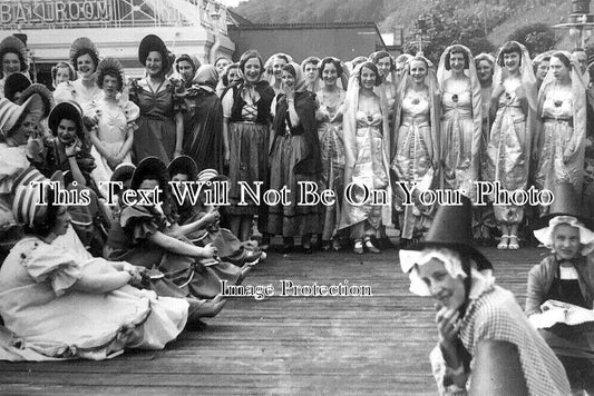 YO 10449 - Festival At The Spa, Scarborough, Yorkshire