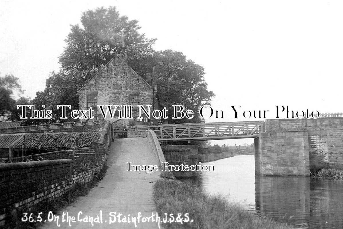 YO 10517 - On The Canal, Stainforth, Yorkshire – JB Archive