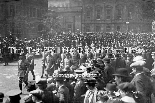 YO 10559 - Military Sunday At York, Yorkshire