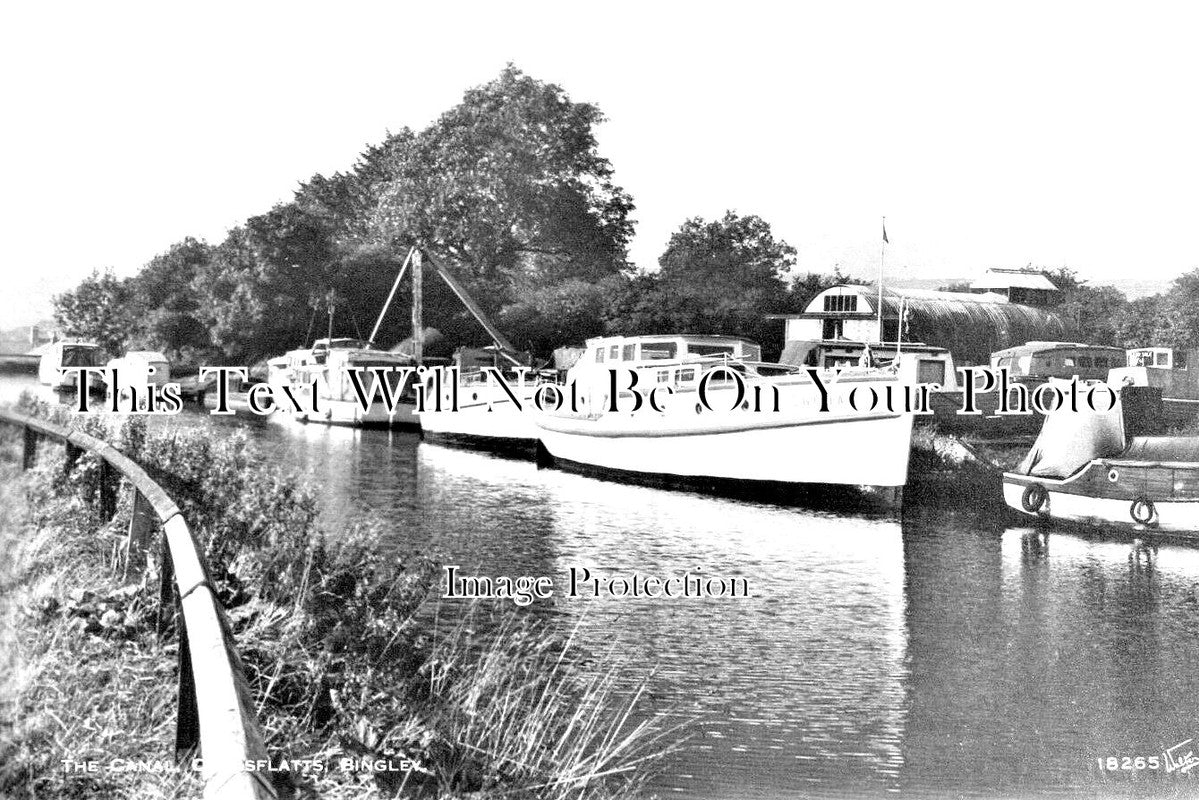 YO 10642 - The Canal, Crossflatts, Bingley, Yorkshire