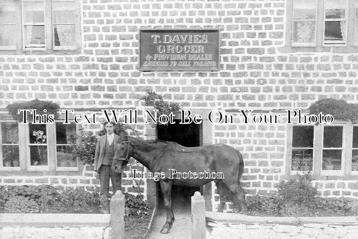 YO 10676 - T Davies Grocer Shop, Keighley, Bradford, Yorkshire