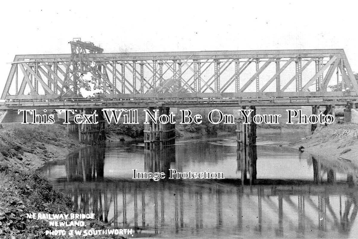 YO 10681 - The Railway Bridge, Newland, Yorkshire