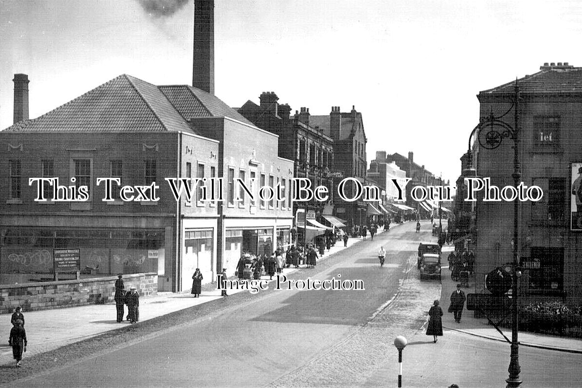 YO 10749 - Morley Shopping Centre, Yorkshire