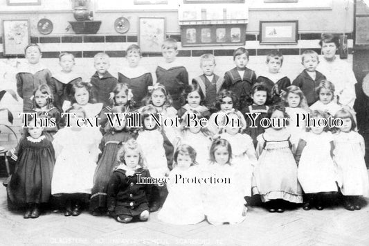 YO 1081 - Pupils At Gladstone Road School, Scarborough, Yorkshire