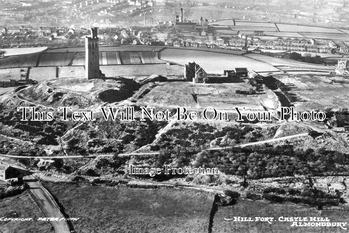 YO 10830 - Hill Fort, Castle Hill, Almondbury, Yorkshire