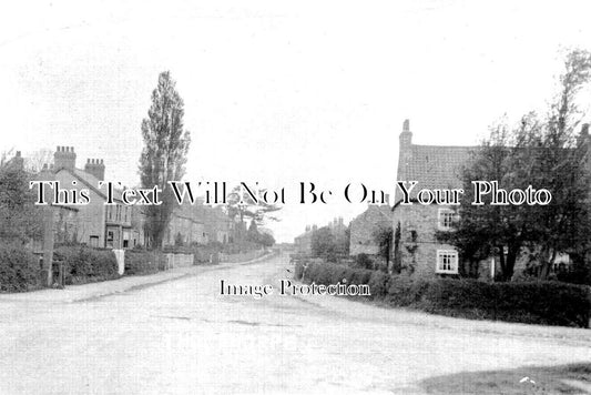 YO 10870 - Tholthorpe, Yorkshire