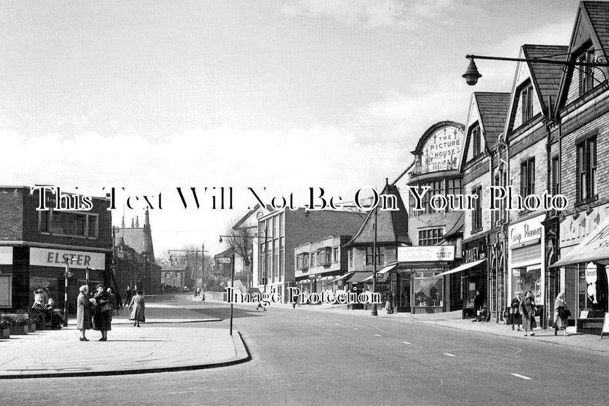 YO 10901 - Church Lane, Pudsey, Leeds, Yorkshire