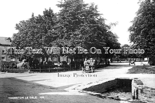 YO 10961 - Thornton Le Dale, Yorkshire