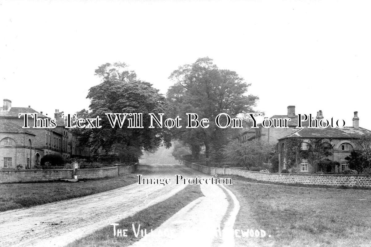 YO 10977 - Harewood, Yorkshire