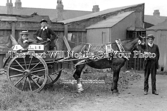 YO 10999 - Horse & Cart, Middlesbrough, Yorkshire