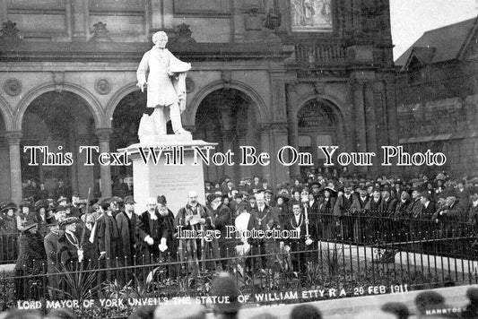 YO 11023 - Lord Mayor Of York, William Etty Statue, Yorkshire 1911
