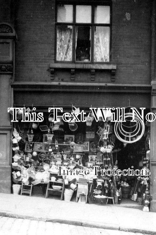 YO 1104 - 70 Eastborough, Scarborough, Yorkshire