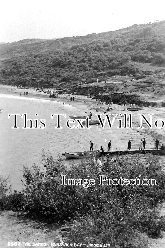 YO 11064 - The Sands, Runswick Bay, Yorkshire