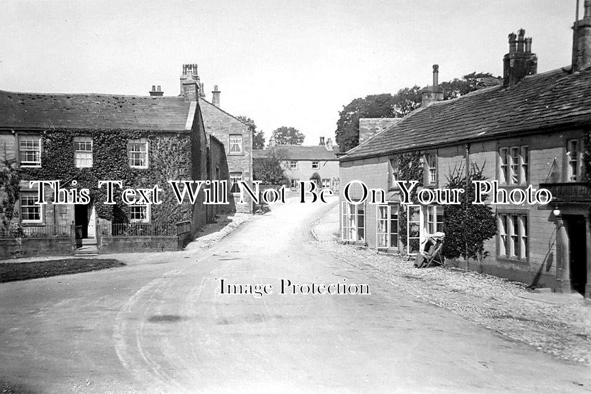 YO 11079 - Main Street, Burnsall, Yorkshire