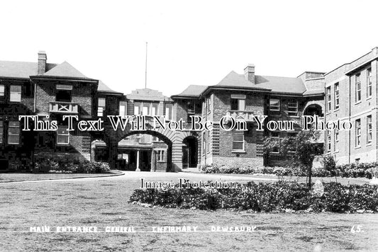 YO 11104 - Main Entrance, General Infirmary, Dewsbury, Yorkshire c1937