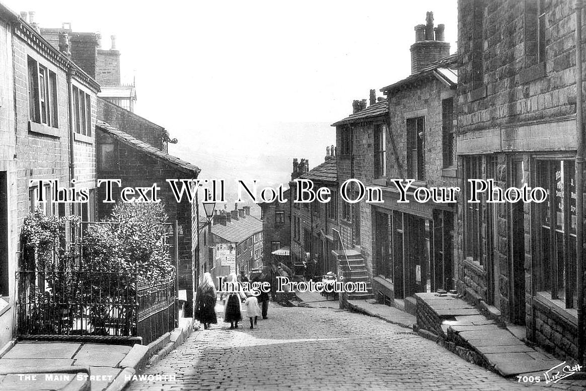 YO 11177 - The Main Street, Haworth, Yorkshire