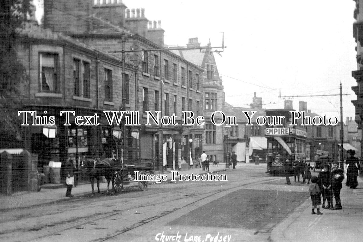 YO 11227 - Church Lane, Pudsey, Leeds, Yorkshire c1915