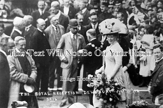 YO 11376 - The Royal Reception, Dewsbury, Yorkshire c1912