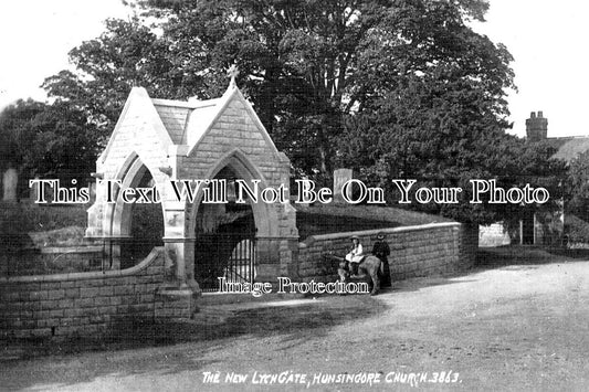 YO 11387 - The New Lychgate, Hunsingore, Yorkshire