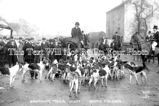 YO 11491 - Bramham Moor Hunt, South Milford, Yorkshire