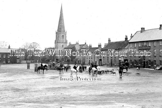 YO 11498 - Fox Hunt Meet, Masham, Yorkshire c1906