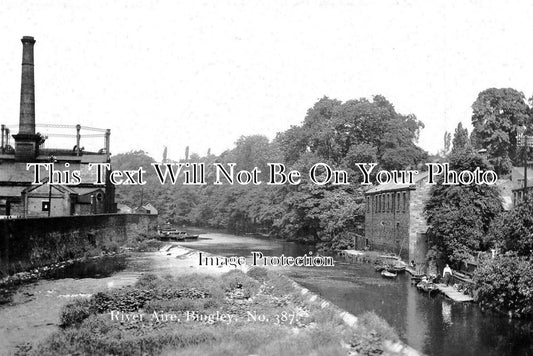 YO 11532 - River Aire, Bingley, Yorkshire
