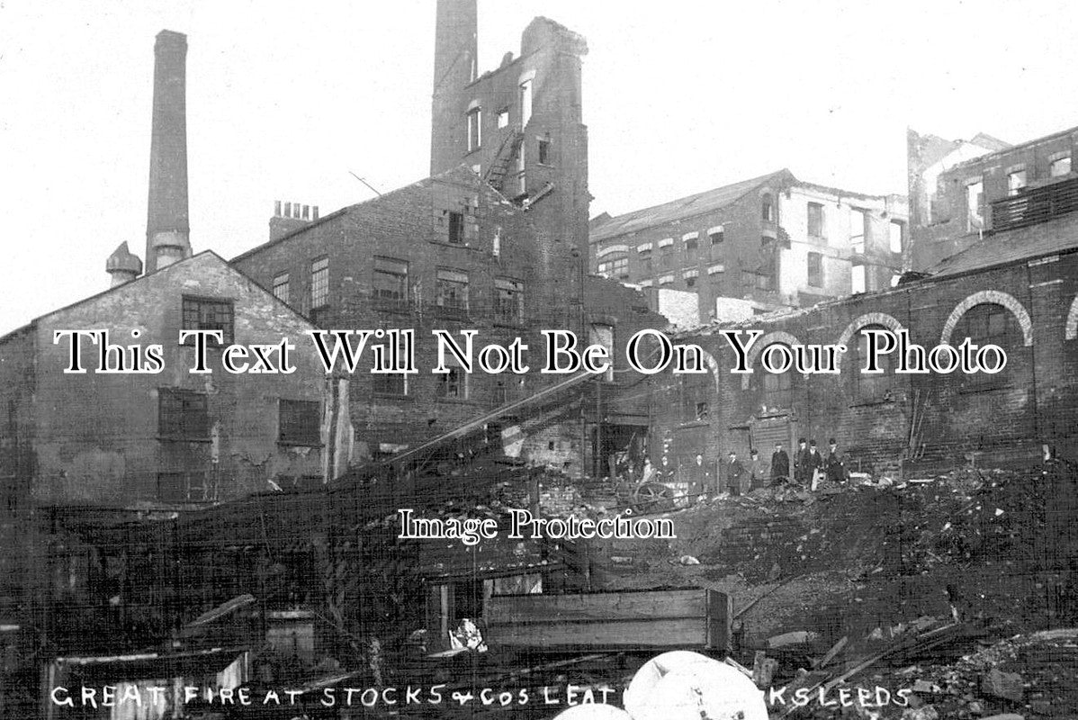 YO 11573 - Great Fire At Stocks & Co, Leeds, Yorkshire