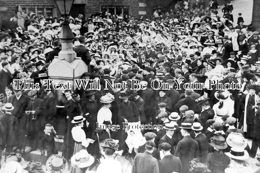 YO 11613 - Coronation Celebrations Crowd, Dobcross, Yorkshire 1911