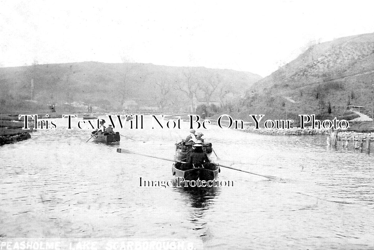 YO 11643 - Peasholme Lake, Scarborough, Yorkshire