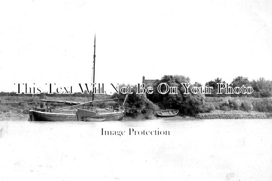 YO 11704 - Barmby Landing Near Goole, Yorkshire