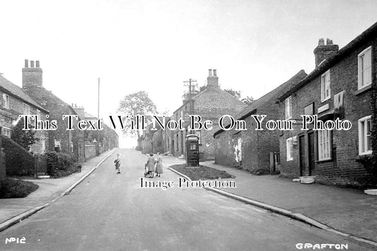YO 11724 - Grafton, Yorkshire