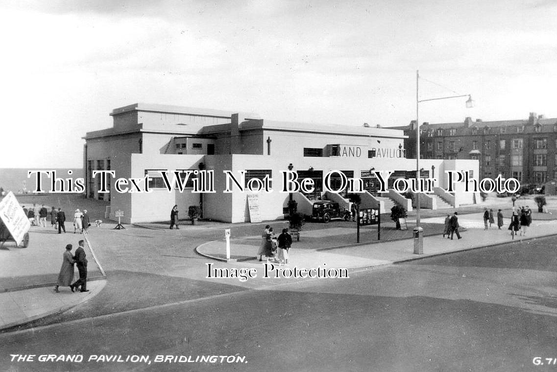 YO 11744 - The Grand Pavilion, Bridlington, Yorkshire c1940