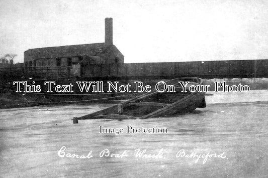 YO 11763 - Canal Boat Wreck, Battyeford, Yorkshire