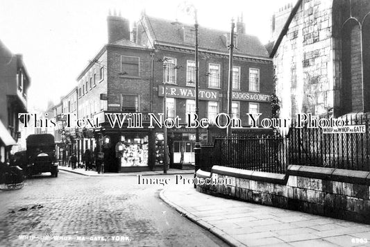 YO 11833 - Whip Ma Whop Ma Gate, York, Yorkshire