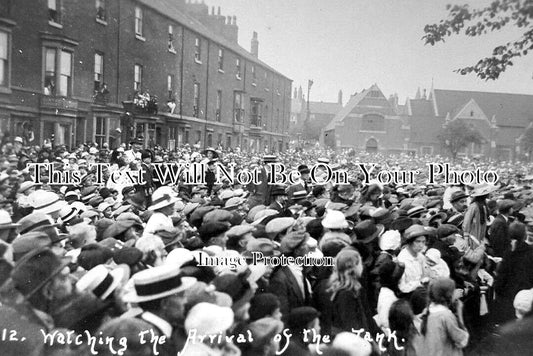 YO 11835 - The Arrival Of The Tank, Doncaster, Yorkshire WW1 Tank