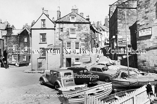 YO 11838 - The Dock, Robin Hoods Bay, Yorkshire