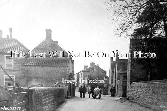 YO 11917 - Woodsets, Yorkshire