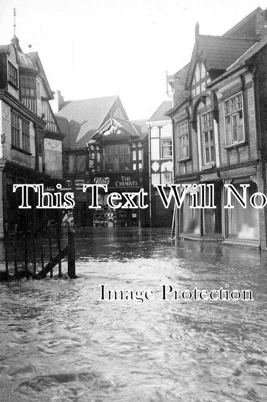 YO 11921 - Town Centre Flood, Northwich, Yorkshire 1946