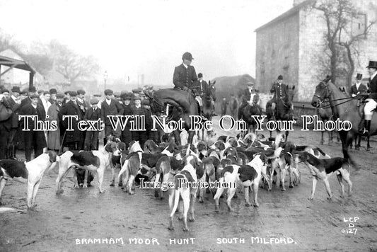 YO 11956 - Bramham Moor Hunt, South Milford, Yorkshire