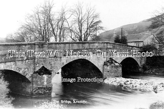 YO 12049 - The Bridge, Arncliffe, Yorkshire