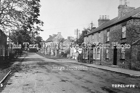 YO 12096 - Topcliffe, Yorkshire