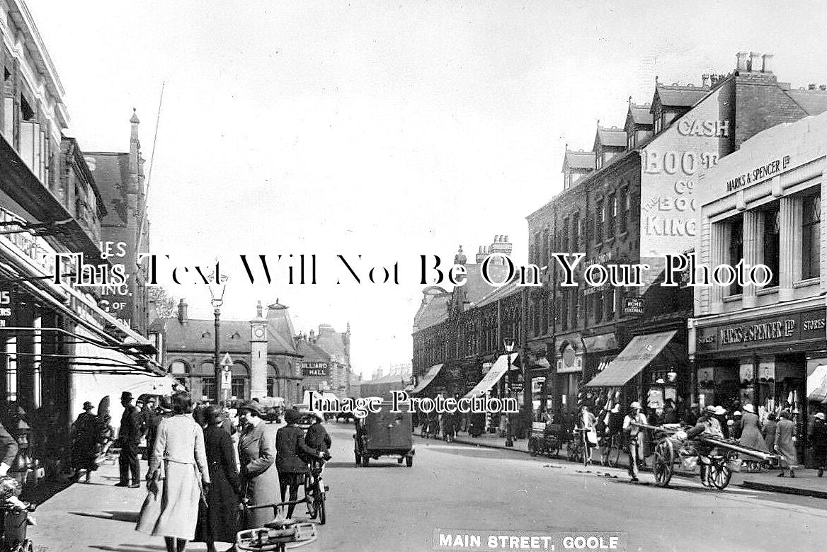 YO 12197 Main Street, Goole, Yorkshire JB Archive