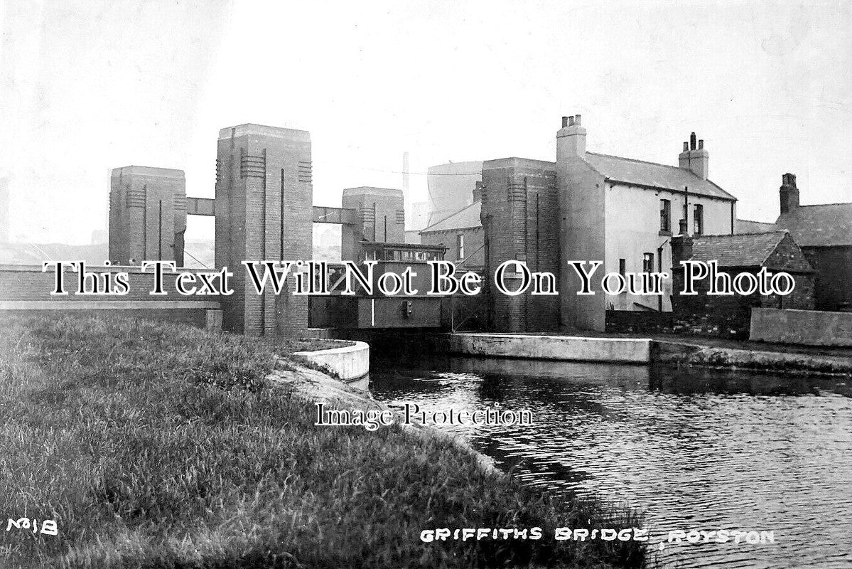 YO 12198 - Griffiths Bridge, Royston, Yorkshire