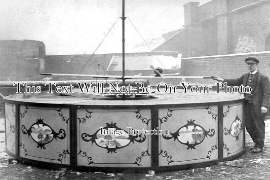 YO 12286 - Fairground Ride Construction, Halifax, Yorkshire