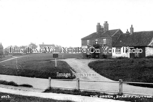 YO 12299 - The Green, Sheriff Hutton, Yorkshire