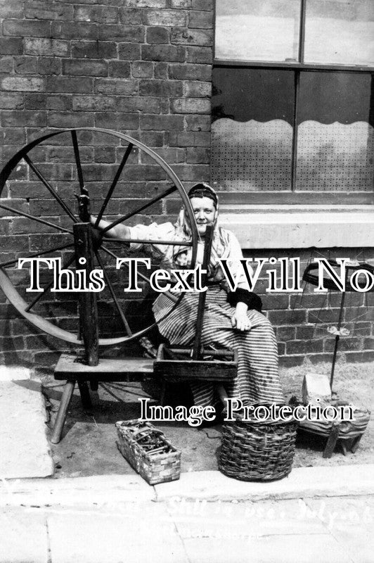 YO 12363 - Woman & Bobbin Wheel, Skelmanthorpe, Yorkshire